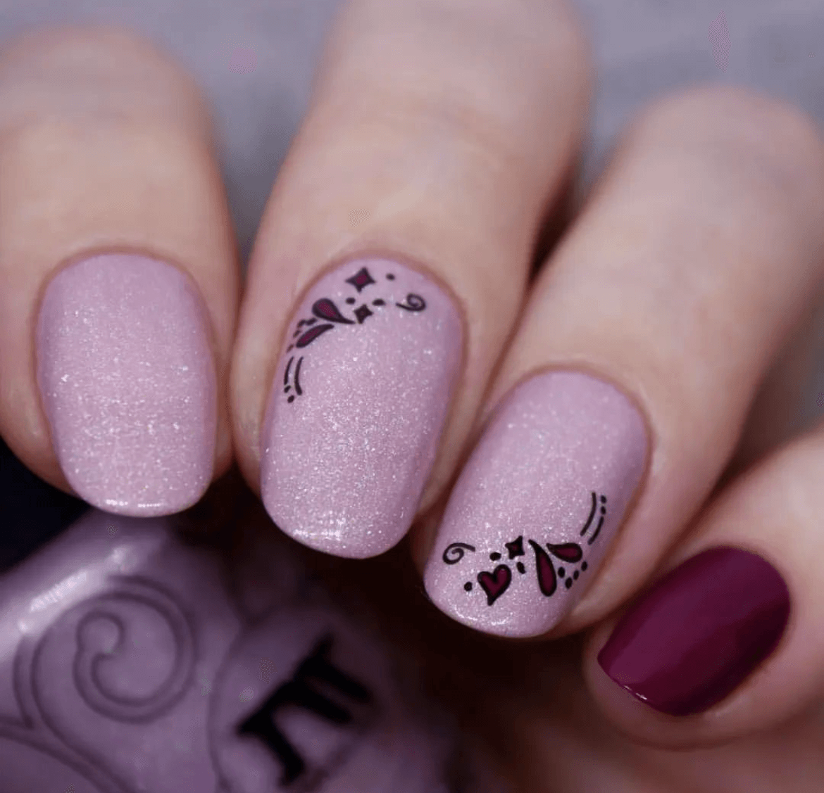 stunning-manicure-with-French-tip-nail-art-designs-of-little-swirls-and-hearts