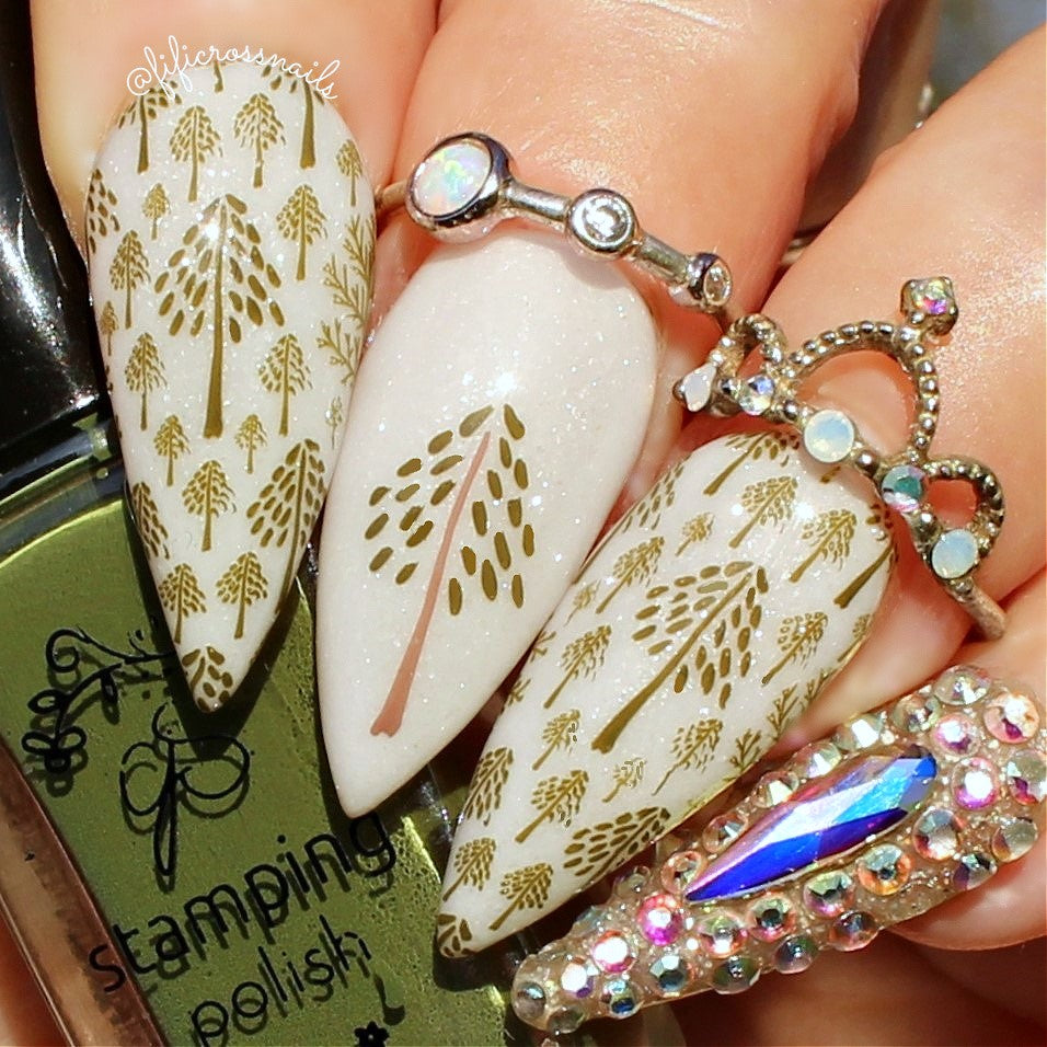 stunning-manicure-with-nail-art-designs-of-modern-abstract-trees