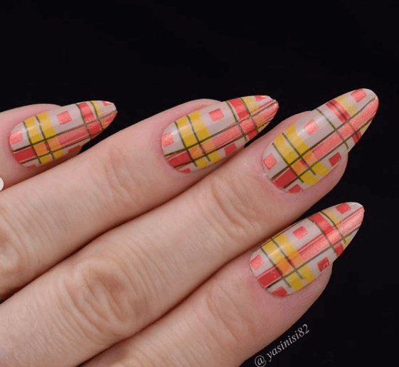 manicure-with-full-coverage-plaid-nail-art-designs