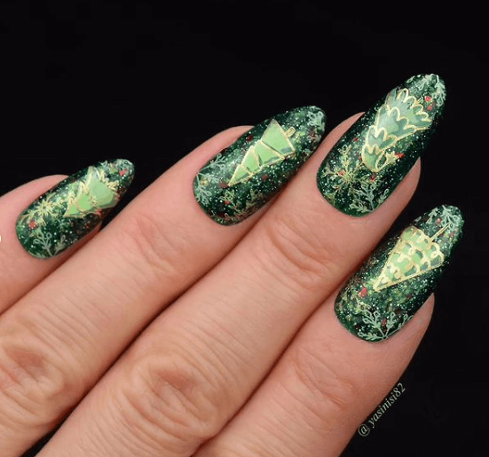 shimmery-manicure-with-nail-art-designs-of-Christmas-trees